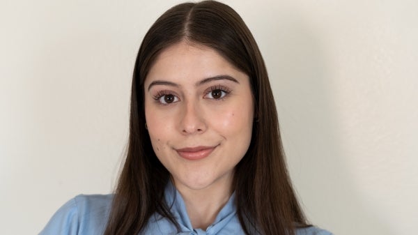 portrait of Angie Valencia